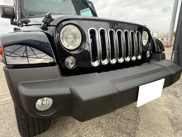 Ｊｅｅｐの個性を際立たせるフロントバンパー！外観のアクセントとして、Ｊｅｅｐらしいワイルドな印象を演出します。
