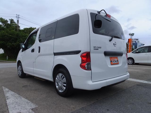 ＮＶ２００バネットワゴン 　福祉車両　車椅子２台積み　リモコンウインチ　車椅子電動固定装置（23枚目）