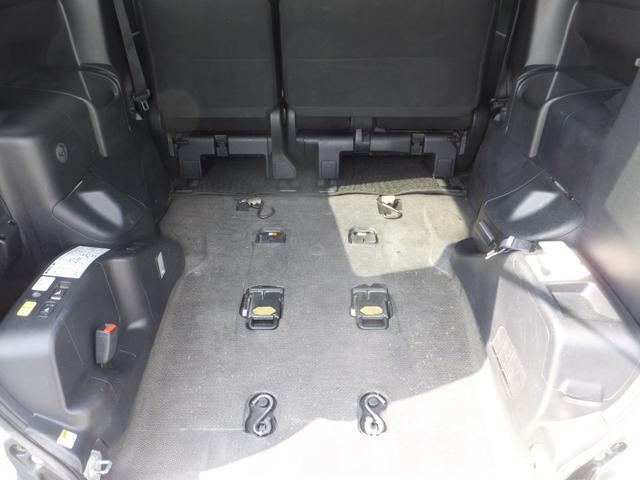 ノア Ｘ　福祉車両　車椅子１台　後部スロープ　電動固定装置　ナビ／テレビ　バックカメラ　左側パワースライドドア（8枚目）