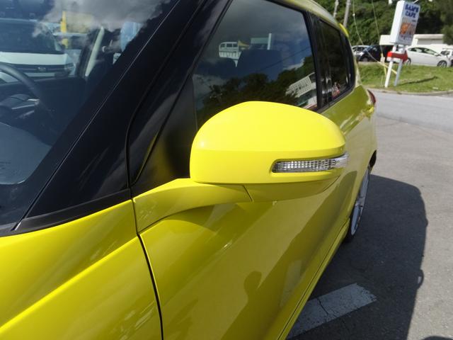 スイフトスポーツ ベースグレード　６速マニュアル　ナビ／テレビ　純正アルミ（9枚目）