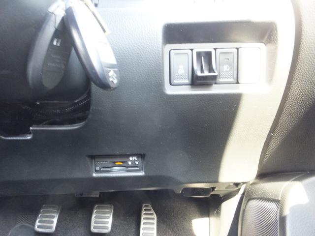 スイフトスポーツ ベースグレード　６速マニュアル　ナビ／テレビ　純正アルミ（18枚目）