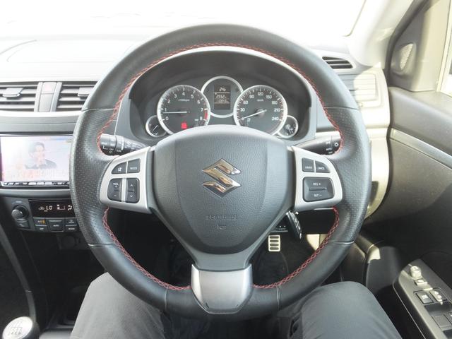 スイフトスポーツ ベースグレード　６速マニュアル　ナビ／テレビ　純正アルミ（19枚目）