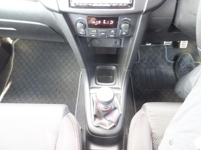 スイフトスポーツ ベースグレード　６速マニュアル　ナビ／テレビ　純正アルミ（24枚目）