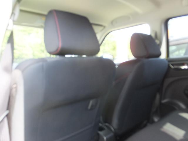 スイフトスポーツ ベースグレード　６速マニュアル　ナビ／テレビ　純正アルミ（30枚目）