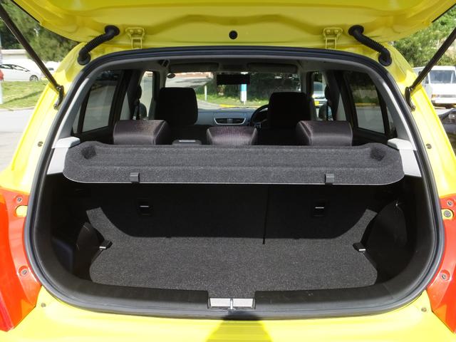 スイフトスポーツ ベースグレード　６速マニュアル　ナビ／テレビ　純正アルミ（34枚目）