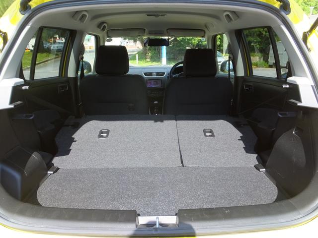 スイフトスポーツ ベースグレード　６速マニュアル　ナビ／テレビ　純正アルミ（35枚目）