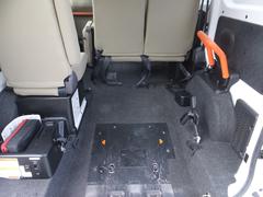 ＮＶ２００バネットバン 　福祉車両　後部スロープ　車椅子電動固定装置　後退防止装置 0120133A30240428W003 6