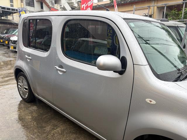 キューブ 15X アイドリングストップ・プッシュスタート・ナビDVDフルセグBluetooth・スマートキーx2(17枚目)