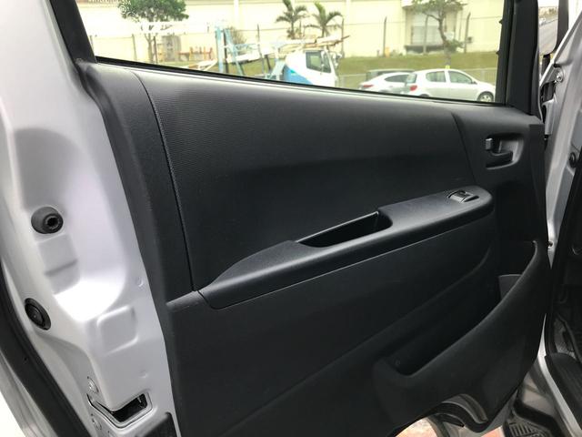 DX 10名乗り 片側電動スライドドア 禁煙車(7枚目)