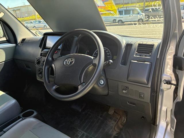 タウンエースバン ＧＬ　純正ナビ　ＴＶ　Ｂｌｕｅｔｏｏｔｈ　バックモニター　ＥＴＣ　社外アルミホイール　禁煙車（20枚目）