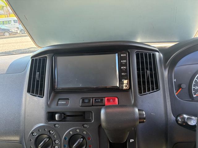 タウンエースバン ＧＬ　純正ナビ　ＴＶ　Ｂｌｕｅｔｏｏｔｈ　バックモニター　ＥＴＣ　社外アルミホイール　禁煙車（24枚目）