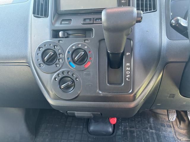 タウンエースバン ＧＬ　純正ナビ　ＴＶ　Ｂｌｕｅｔｏｏｔｈ　バックモニター　ＥＴＣ　社外アルミホイール　禁煙車（25枚目）
