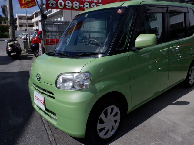 当店では、キズ・へこみ等は納車時までに鈑金を行い仕上げた状態で納車をさせて頂きます、気になるキズ等ございましたら、何でもお申しつけ下さい♪納車時までに自社提携工場にて無料で対応させて頂きます！！