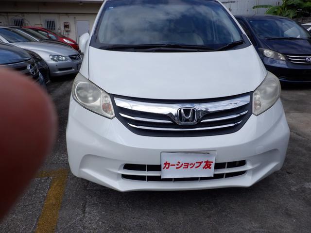 当店では、キズ・へこみ等は納車時までに鈑金を行い仕上げた状態で納車をさせて頂きます、気になるキズ等ございましたら、何でもお申しつけ下さい♪納車時までに自社提携工場にて無料で対応させて頂きます！！