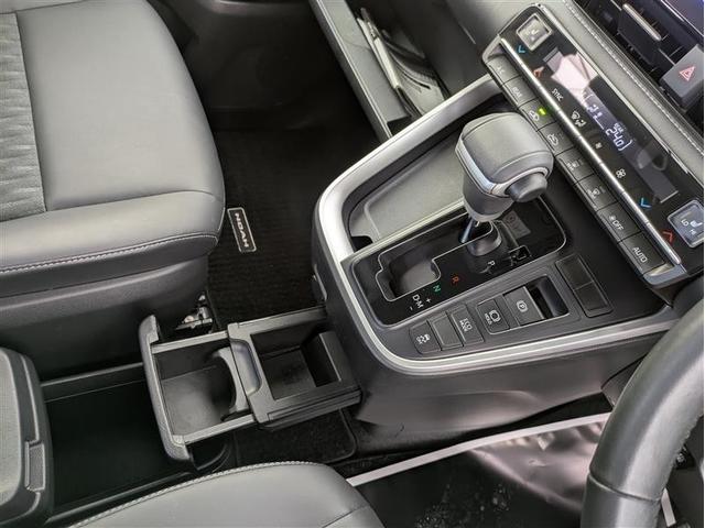 ノア Ｓ－Ｚ　フルセグ　メモリーナビ　ＤＶＤ再生　バックカメラ　衝突被害軽減システム　ＥＴＣ　ドラレコ　両側電動スライド　ＬＥＤヘッドランプ　乗車定員７人　３列シート　記録簿（32枚目）