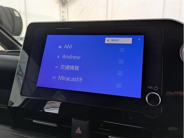 タッチパネル式で使いやすく、お出かけもラクラクです。