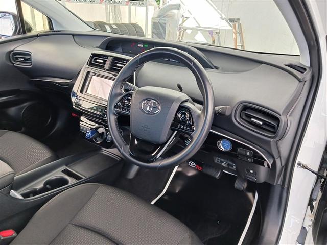 プリウス Ｓ　ＤＶＤ再生　ミュージックプレイヤー接続可　バックカメラ　衝突被害軽減システム　ＥＴＣ　ＬＥＤヘッドランプ（22枚目）