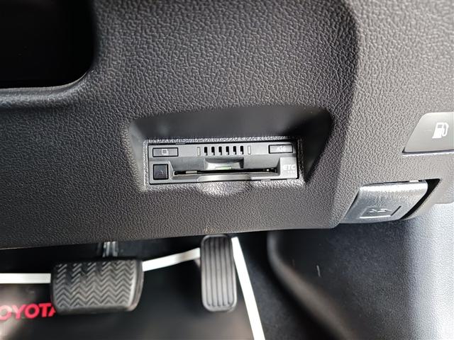 プリウス Ｓ　ＤＶＤ再生　ミュージックプレイヤー接続可　バックカメラ　衝突被害軽減システム　ＥＴＣ　ＬＥＤヘッドランプ（34枚目）