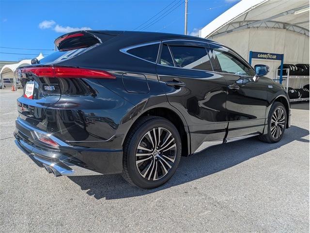 ハリアーPHEV Z 革シート 4WD フルセグ メモリーナビ ミュージックプレイヤー接続可 バックカメラ 衝突被害軽減システム ETC ドラレコ LEDヘッドランプ フルエアロ 記録簿(5枚目)