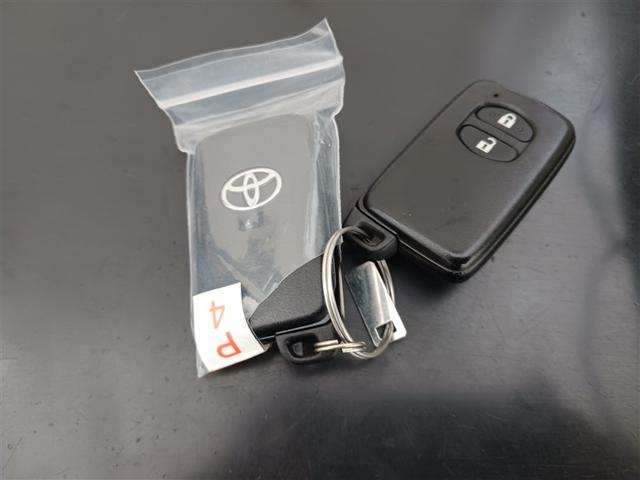 ヴィッツ ハイブリッドU スポーティパッケージ ワンセグ メモリーナビ ミュージックプレイヤー接続可 バックカメラ 衝突被害軽減システム ETC ドラレコ 記録簿(40枚目)