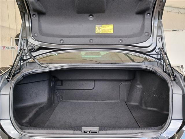 クラウンハイブリッド Ｇ－エグゼクティブ　フルセグ　メモリーナビ　ＤＶＤ再生　ミュージックプレイヤー接続可　バックカメラ　衝突被害軽減システム　ＥＴＣ　ＬＥＤヘッドランプ（18枚目）