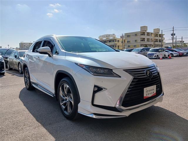 ＲＸ ＲＸ４５０ｈ　バージョンＬ　革シート　フルセグ　メモリーナビ　ＤＶＤ再生　ミュージックプレイヤー接続可　バックカメラ　衝突被害軽減システム　ＥＴＣ　ドラレコ　ＬＥＤヘッドランプ（8枚目）