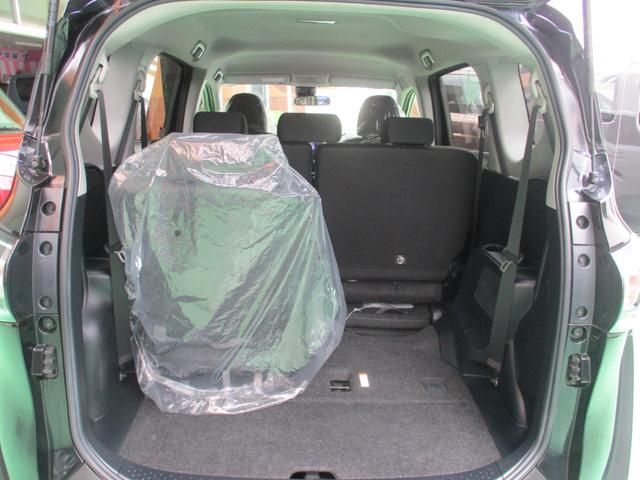 シエンタ Ｘ　走行４６０００ＫＭ　ＤＶＤナビ・ＴＶ・ＣＤ・Ｂｌｕｅｔｏｏｔｈ・バックモニター付　ウインカードアミラー機能　シートリフター　セキュリティーアラーム機能付　ＥＴＣ付　片側パワースライドドア機能付（11枚目）