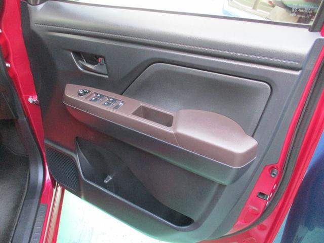 タンク Ｘ　純正ナビ・ＴＶ・ＣＤ・Ｂｌｕｅｔｏｏｔｈ・バックモニター付　片側パワースライドドア機能付　ＰＩＡ　ＨＩＤ　ドライブレコーダー付　プッシュスタート機能　スマートキー（15枚目）