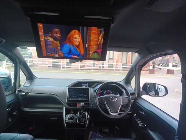 ヴォクシー ＺＳ　煌（54枚目）