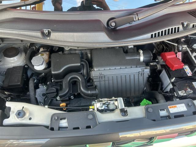 スペーシアギア ハイブリッドＸＺ　☆修復歴事故歴無し☆９インチ大画面ナビ／全方位モニター／ＬＥＤヘッドライト／リアサーキュレーター／ハンドルヒーター／電動パーキングブレーキ／りあ席オットマン付き（17枚目）