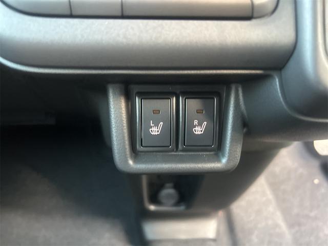 スペーシアギア ハイブリッドＸＺ　☆修復歴事故歴無し☆９インチ大画面ナビ／全方位モニター／ＬＥＤヘッドライト／リアサーキュレーター／ハンドルヒーター／電動パーキングブレーキ／りあ席オットマン付き（32枚目）