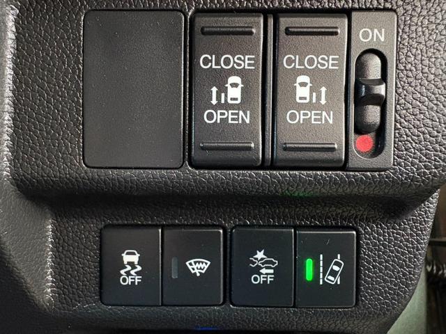 フリードハイブリッド ハイブリッド・Gブラックスタイル 純正ナビ・TV・DVD・ブルートゥース・リア席用フリップダウンモニター・前後ドライブレコーダー・両側パワースライドドア・安心装備ホンダセンシング搭載車(28枚目)