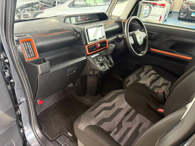 タント ファンクロス　ナビ・ＴＶ・ＤＶＤ・ブルートゥース・バックカメラ・両側パワースライドドア・安心装備スマートアシスト搭載（19枚目）