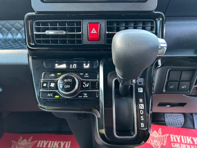 タント カスタムＸスタイルセレクション　両側パワースライドドア　ドライブレコーダー　ナビ　ＴＶ　Ｂｌｕｅｔｏｏｔｈ　純正アルミ　シートヒーター　アイドリングストップ　スマートキー　レーンアシスト　ＬＥＤヘッドライト　クリアランスソナー（11枚目）