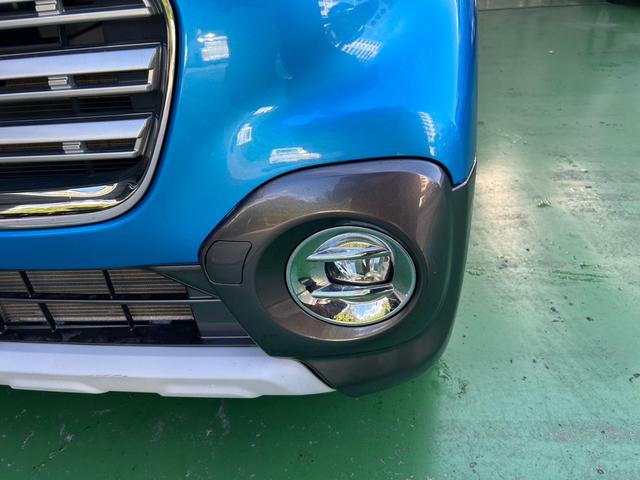 キャスト アクティバＧ　ＳＡＩＩＩ　スマートキー　横滑り防止装置　衝突被害軽減ブレーキ　アイドリングストップ　オートライト　禁煙車　ＤＶＤ再生　フルセグＴＶ　ベンチシート　シートリフター　アルミホイール　リアスポイラー（2枚目）