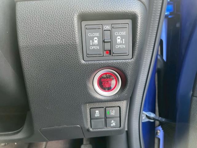 Ｎ－ＢＯＸカスタム Ｇ・Ｌホンダセンシング　障害物センサー　クルーズコントロール　アイドリングストップ　禁煙車　ミュージック接続可　ＤＶＤ再生　ＢＴ接続　フルセグＴＶ　シートヒーター　バックモニター　純正アルミ（20枚目）