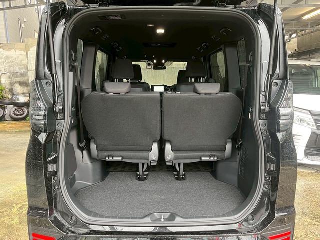 ヴォクシー S-G バックカメラ フルエアロ LEDライト スマートキー プッシュスタート 集中ドアロック 盗難防止装置 ドライブレコーダー オートライト クルーズコントロール パーキングアシスト アイドリングストップ(10枚目)