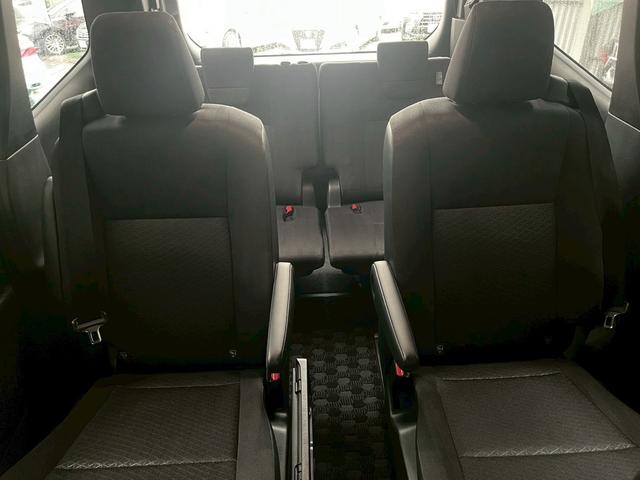 ヴォクシー S-G バックカメラ フルエアロ LEDライト スマートキー プッシュスタート 集中ドアロック 盗難防止装置 ドライブレコーダー オートライト クルーズコントロール パーキングアシスト アイドリングストップ(17枚目)