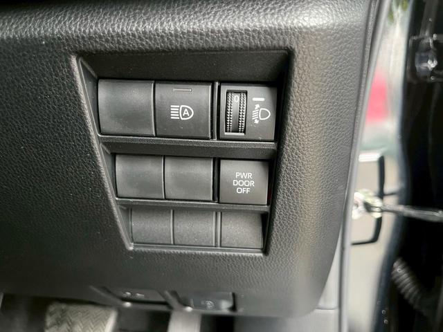 ヴォクシー S-G バックカメラ フルエアロ LEDライト スマートキー プッシュスタート 集中ドアロック 盗難防止装置 ドライブレコーダー オートライト クルーズコントロール パーキングアシスト アイドリングストップ(21枚目)