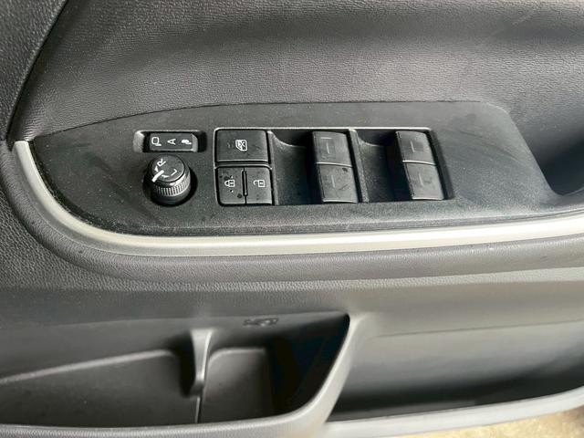 ヴォクシー S-G バックカメラ フルエアロ LEDライト スマートキー プッシュスタート 集中ドアロック 盗難防止装置 ドライブレコーダー オートライト クルーズコントロール パーキングアシスト アイドリングストップ(22枚目)