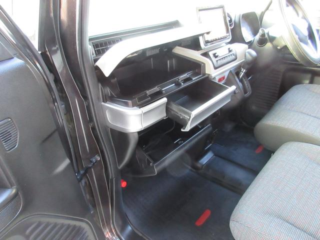 ハイブリッドやミニバンなど普通車専門の宜野湾支店！