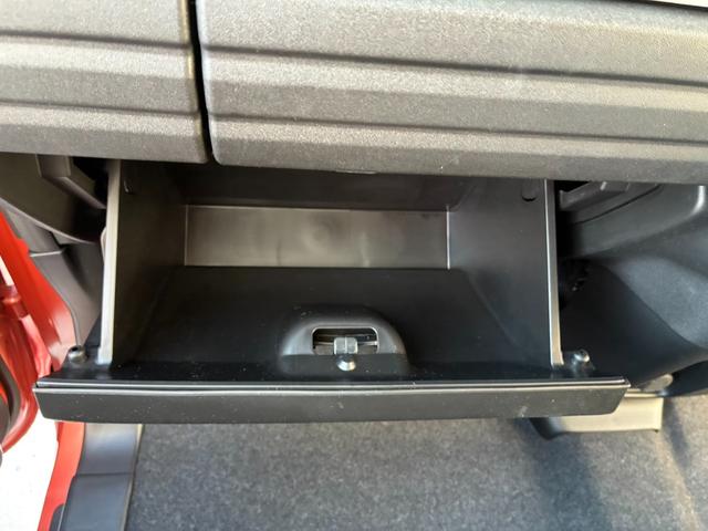 スペーシア ハイブリッドＸ　全方位モニター９インチナビ　バックカメラ　フルセグＴＶ　ＨＤＭＩミラーリング　ドライブレコーダー　ＥＴＣ　シートカバー　両側パワースライドドア（21枚目）