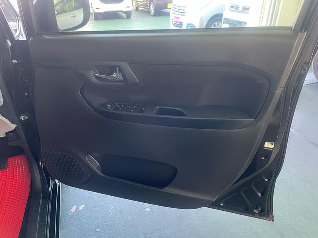 ムーヴ Ｘリミテッド　ＳＡＩＩＩ　プッシュスタート　スマートキー　純正ワイドナビ／ＴＶ　　Ｂｌｕｅｔｏｏｔｈ　　ＥＴＣ　バックカメラ　ＤＶＤ　純正アルミ　レーダーブレーキサポート　ステアリングリモコン　　シートヒーター（4枚目）