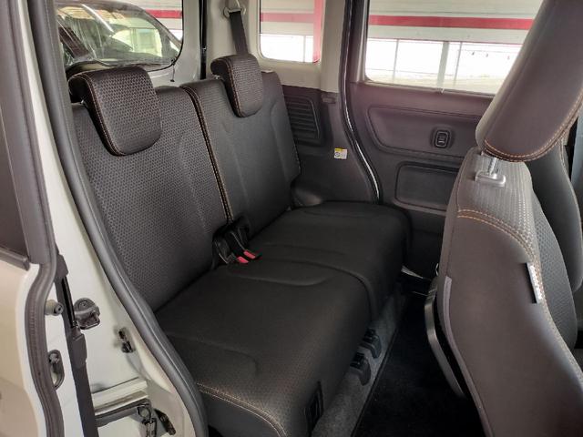 スペーシアギア ハイブリッドＸＺ　両側パワースライドドア　ナビＴＶ　　Ｂｌｕｅｔｏｏｔｈ　ＤＶＤ　プッシュスタート　スマートキー　シートヒーター　レーダーブレーキサポート　コーナーセンサー　ステアリングリモコン　社外アルミ（9枚目）