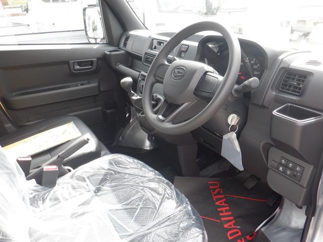 ハイゼットカーゴ スペシャル エアコンパワステスマート5速マニアルアシスト付き(9枚目)