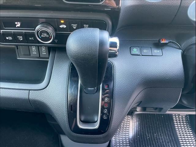 Ｎ－ＢＯＸカスタム カスタム　Ｇ・Ｌ　Ｈｏｎｄａ　ＳＥＮＳＩＮＧ（16枚目）