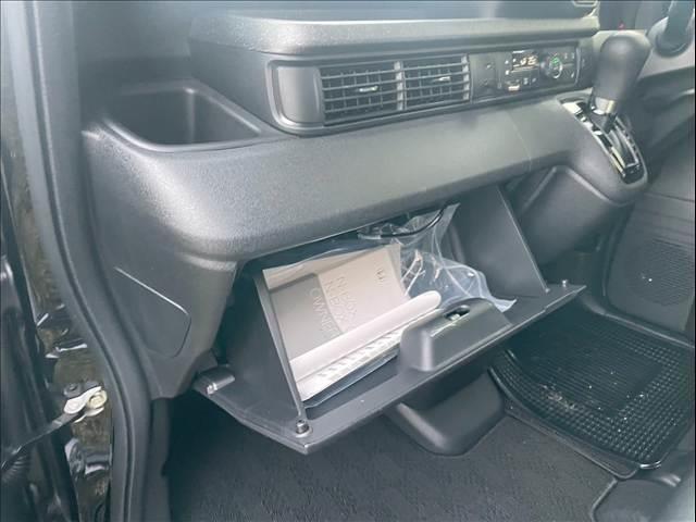 Ｎ－ＢＯＸカスタム Ｎ－ＢＯＸ　ＣＵＳＴＯＭ　ターボ（33枚目）