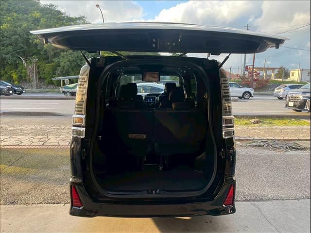 ヴォクシー ＺＳ“煌”７人（31枚目）