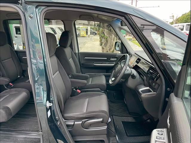 ステップワゴンスパーダ ＨＹＢＲＩＤ　Ｇ　Ｈｏｎｄａ　ＳＥＮＳＩＮＧ（9枚目）