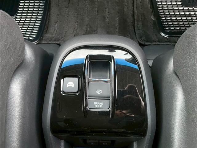 ステップワゴンスパーダ ＨＹＢＲＩＤ　Ｇ　Ｈｏｎｄａ　ＳＥＮＳＩＮＧ（18枚目）